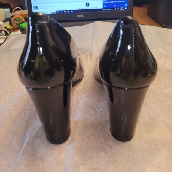 Ladies Michel kors heels - Picture 3 of 8